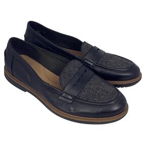 Clarks Collection Womens Black Leather Loafer Shoes Soft Cushion Size 7
